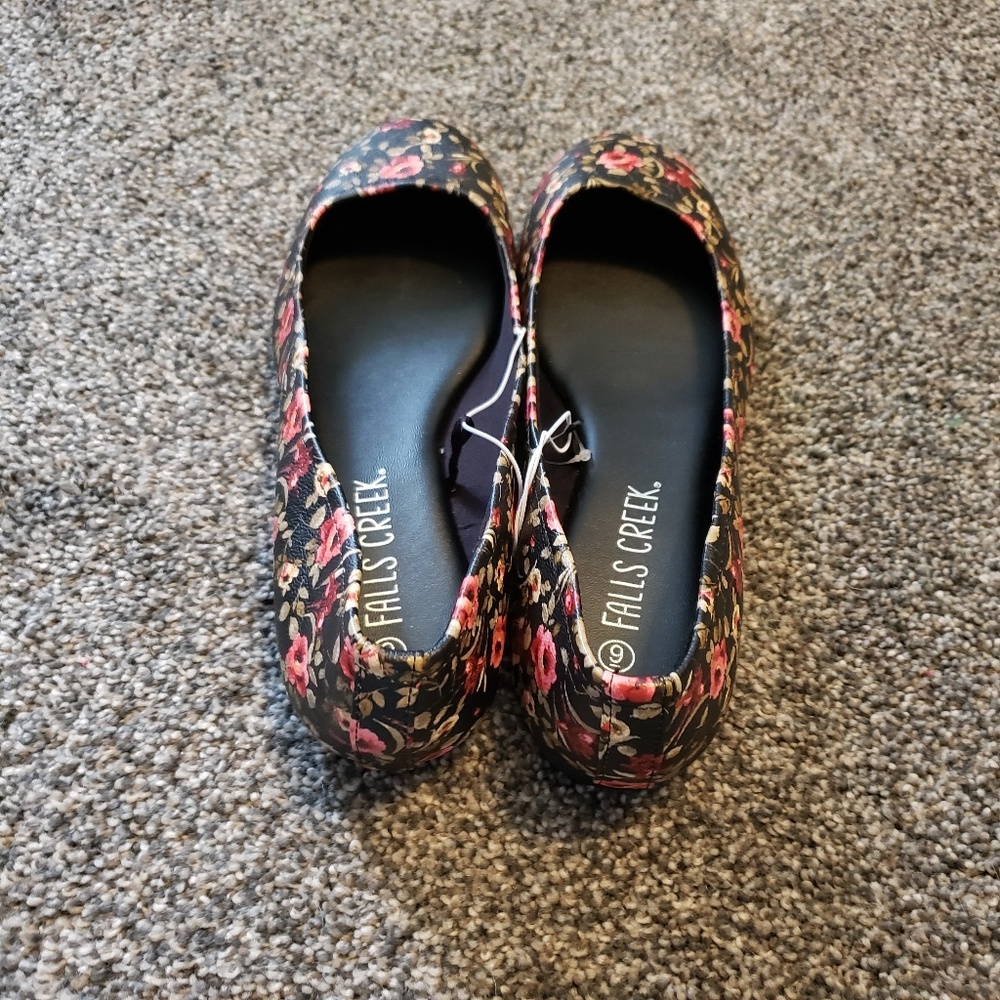 Falls Creek Womens Floral Ballet Flats - Picture 3 of 6